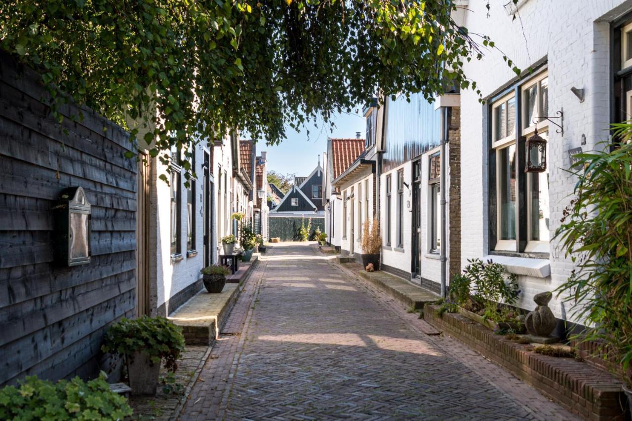 Jagershuistexel Bed and Breakfast Oosterend  Esterno foto
