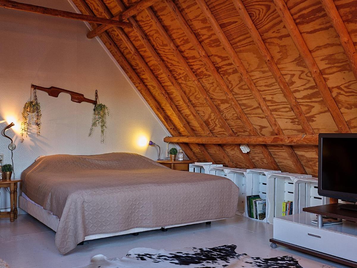 Jagershuistexel Bed and Breakfast Oosterend  Esterno foto