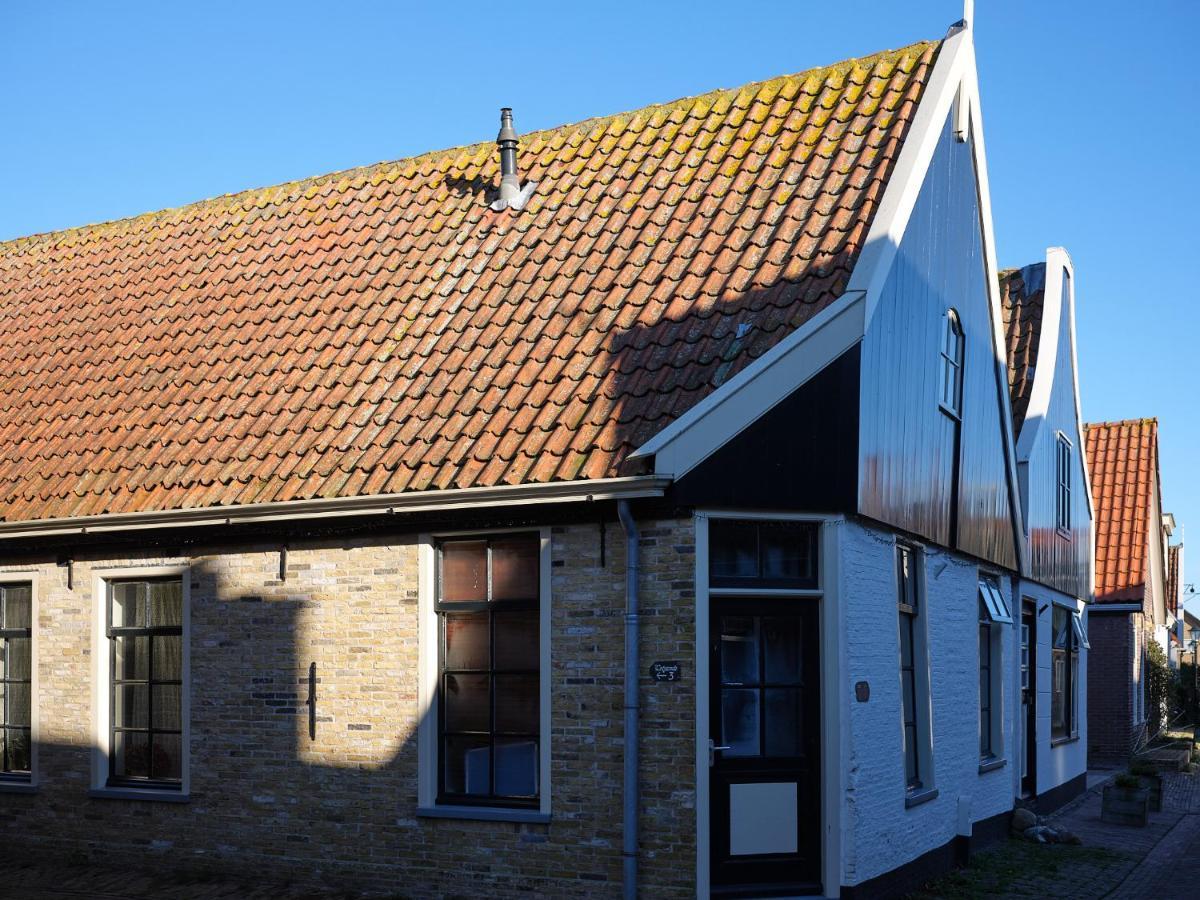 Jagershuistexel Bed and Breakfast Oosterend  Esterno foto